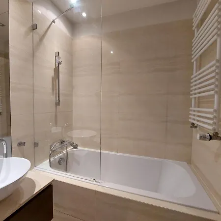 Platinum Towers, 50m2 Next To Breweries Apartment