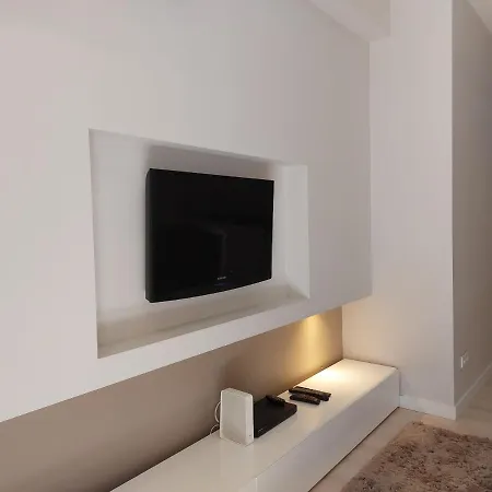 Platinum Towers, 50m2 Next To Breweries *