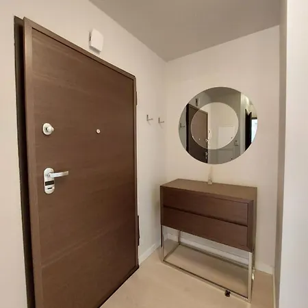 Platinum Towers, 50m2 Next To Breweries Apartment
